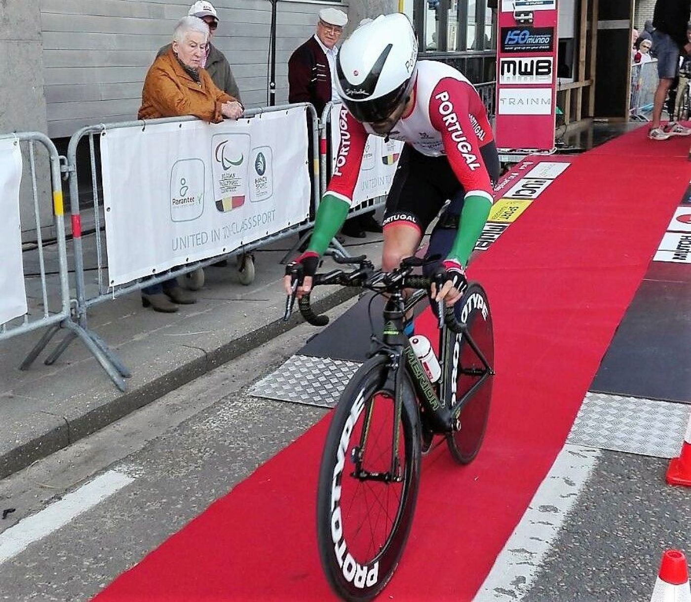 Telmo Pinão 18.º em Ostend